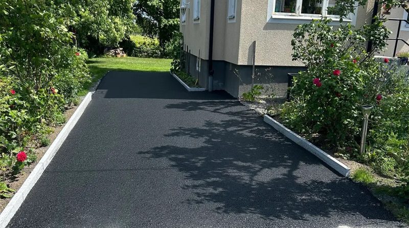 Asfaltering av tillfartsväg