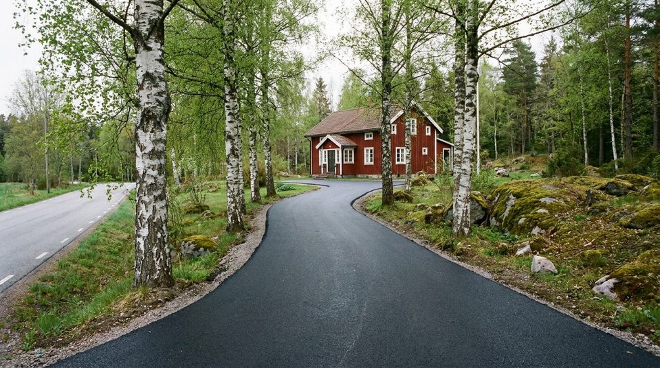 Från grusväg till asfalt